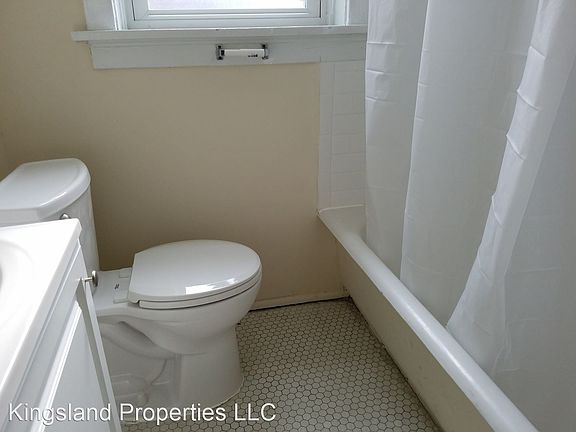 5th image of 5006 Chippewa St #5006