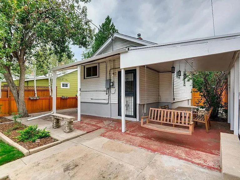 4732 Beach Ct — Photo 17