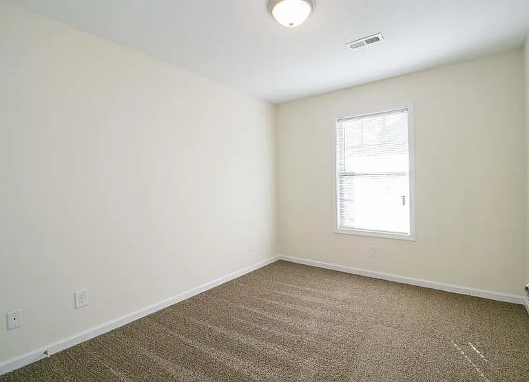 1720C Thistlewood Dr — Photo 13