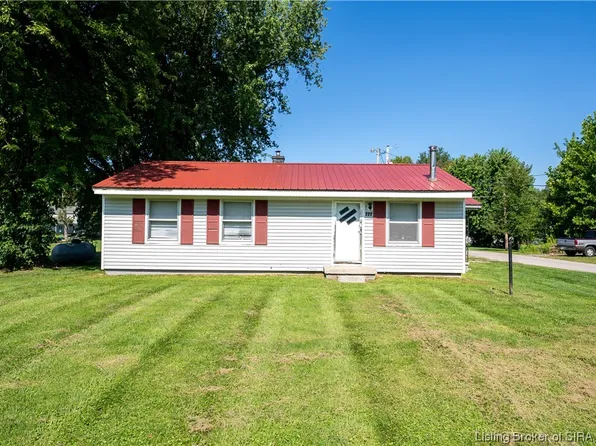 809 Highway 3, Otisco, IN 47163