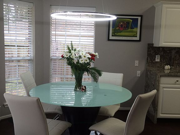 Contemporary and natural lig