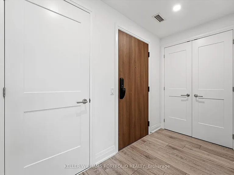 21 Park St E #506 — Photo 6