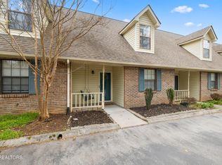9013 Fountain Brook Ln, Knoxville, TN 37923