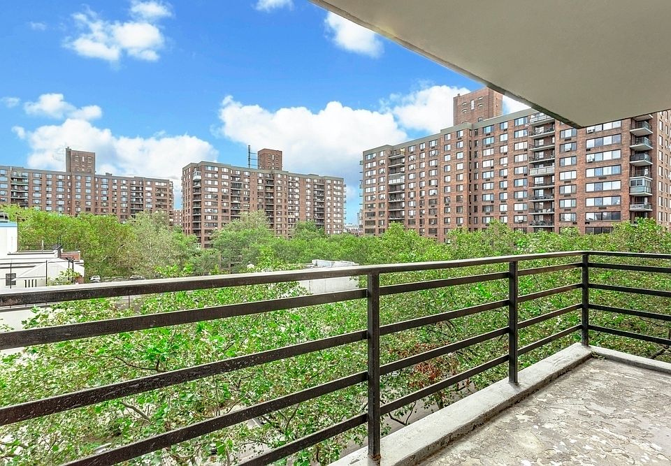 1st image of 470 Lenox Ave APT 7S