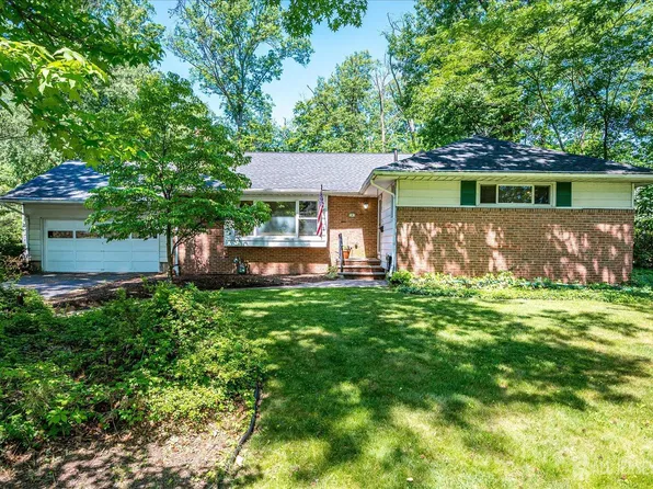 9 Clive Hills Rd, Edison, NJ 08820