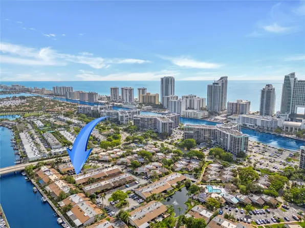 2627 S Parkview Dr #2627, Hallandale Beach, FL 33009