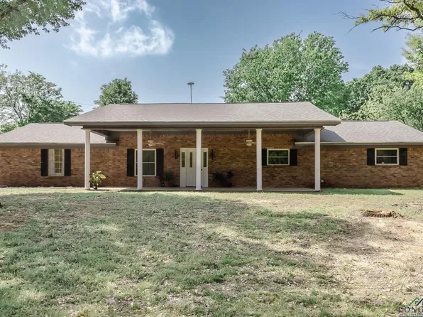577 County Road 3201, Daingerfield, TX 75638