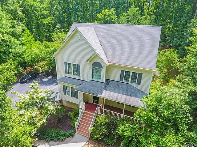 1st image of 1594 Brooks Edge Ct
