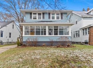 915 Ballard St SE, Grand Rapids, MI