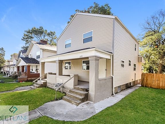 2nd image of 2115 Margaret Ave