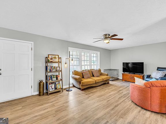 2nd image of 103 Ada St