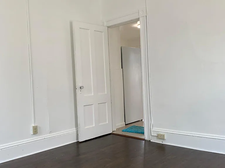 133 Smalley St #2 — Photo 2