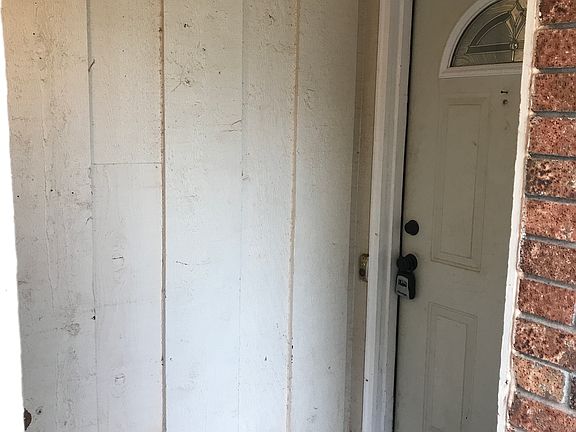 3rd image of 435 W Greenwood Dr