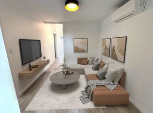 41-23 20th Ave #B, Astoria, NY 11105