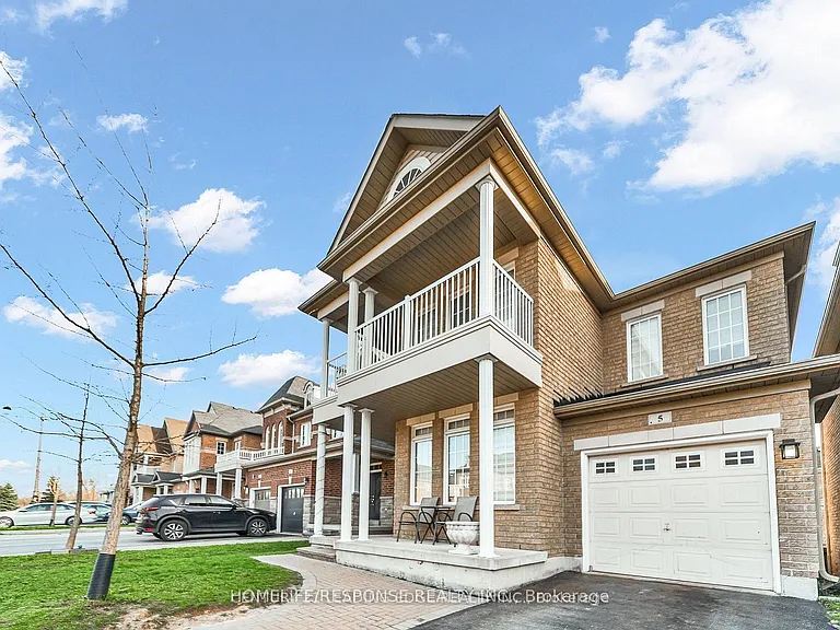 5 Gooseman Cres — Photo 2