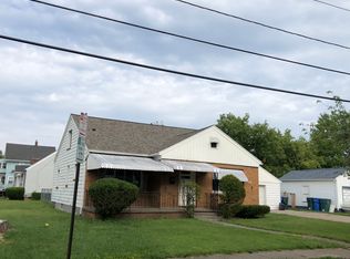 86 Northlane Dr, Rochester, NY 14621