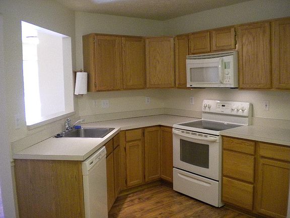 3rd image of 5359 Regal Ct