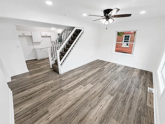 3rd image of 4315 Kentucky St