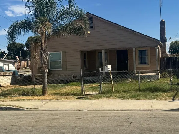 2410 S O St, Bakersfield, CA 93304