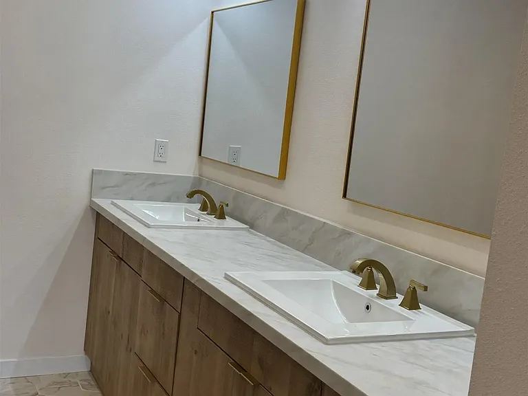 Primary Bath/Spa
