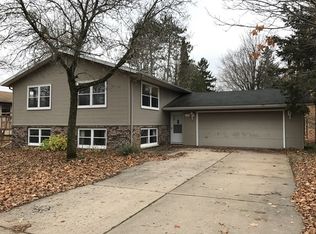 3706 Woodland Ridge Rd, Wausau, WI 54403