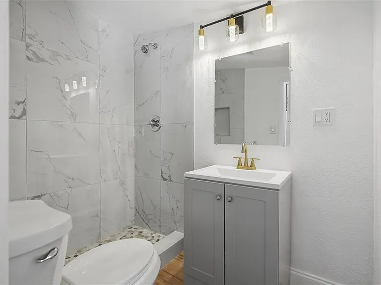 7037 McCray Dr — Photo 15