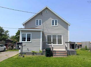 219 Brookland St, Glace Bay, NS B1A 1N4