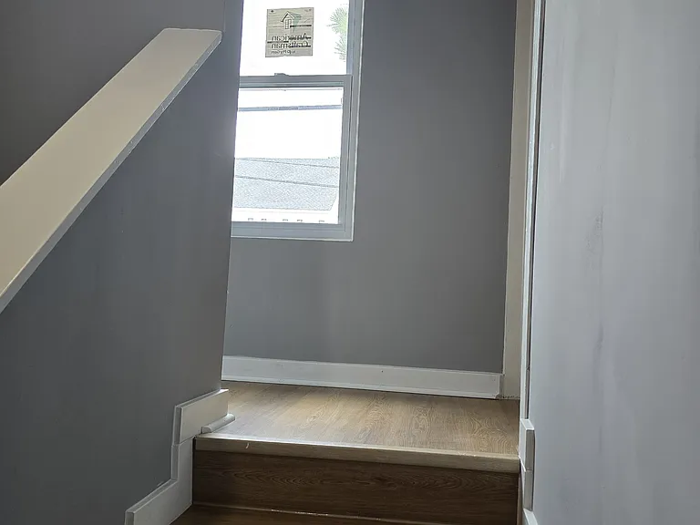 9610 9th Bay St #B — Photo 16