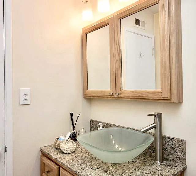 6606 Vista Del Mar Ave — Photo 12