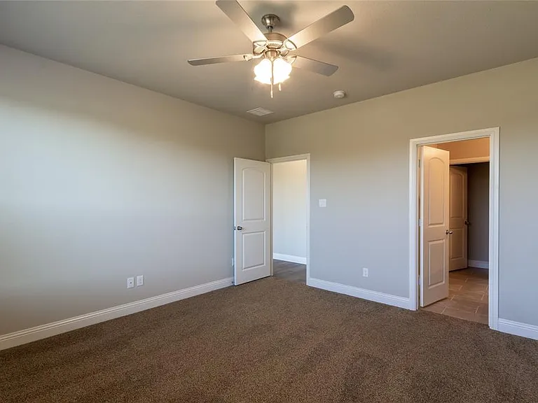 405 Stoneridge Dr — Photo 26