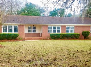 121 W Thigpen Ave, Lakeland, GA 31635