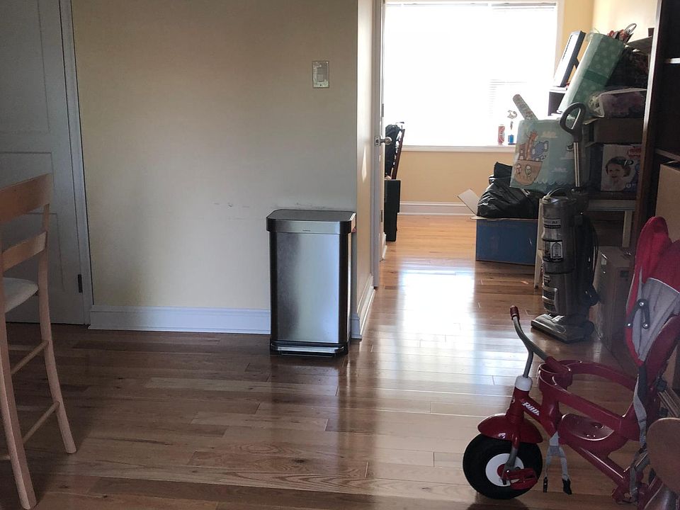 2nd image of 2941 Normandy Rd