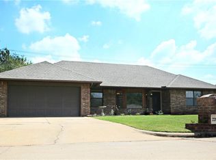 2200 N Nail Pkwy, Moore, OK 73160