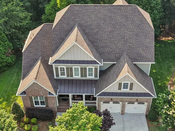 111 Woodland Ridge Ct, Cary, NC 27519