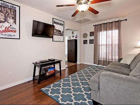2nd image of 707 Pearson Ave