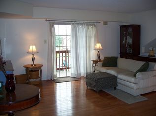 12012 Barry Ct, Holland, PA