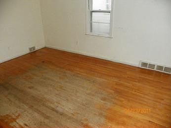 2nd image of 17744 Five Points St