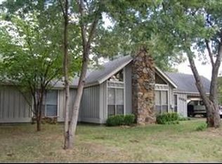 2992 Oak Allee St, Memphis, TN 38115