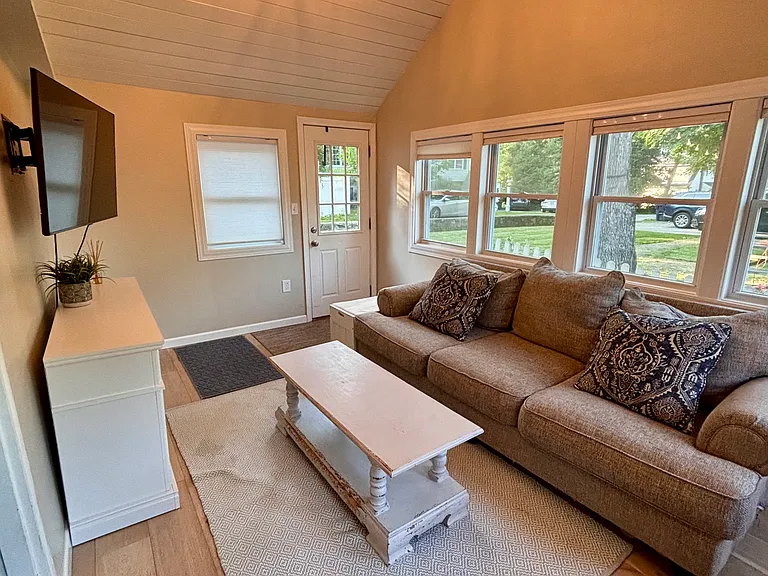 8 Edgewood Ter — Photo 11
