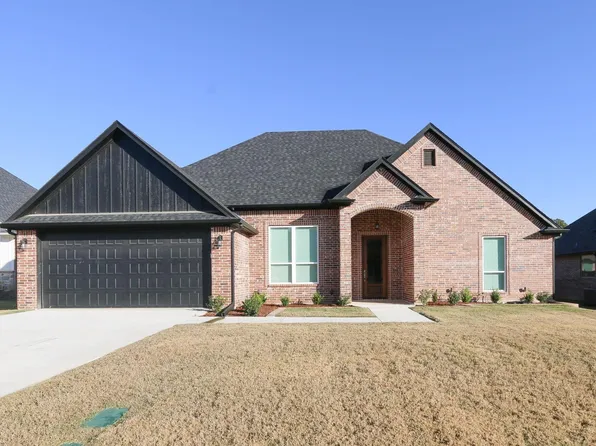 11942 Gillian Ct, Tyler, TX 75703