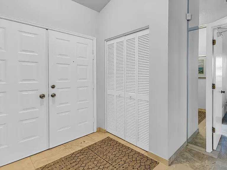 5462 Colonial Oaks Blvd — Photo 22