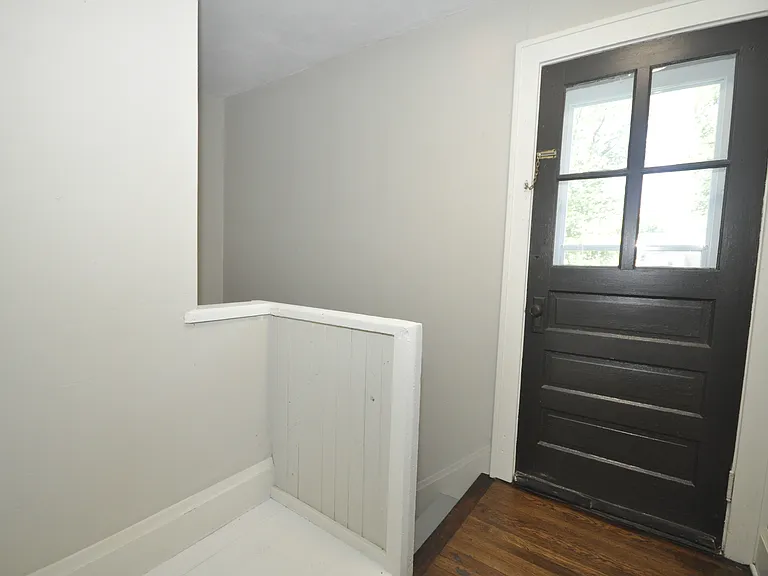 20 Mountain St #2 — Photo 28