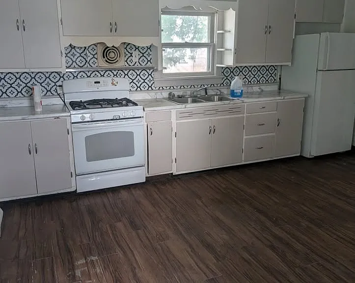 622 W Dale Ave #G22 — Photo 2