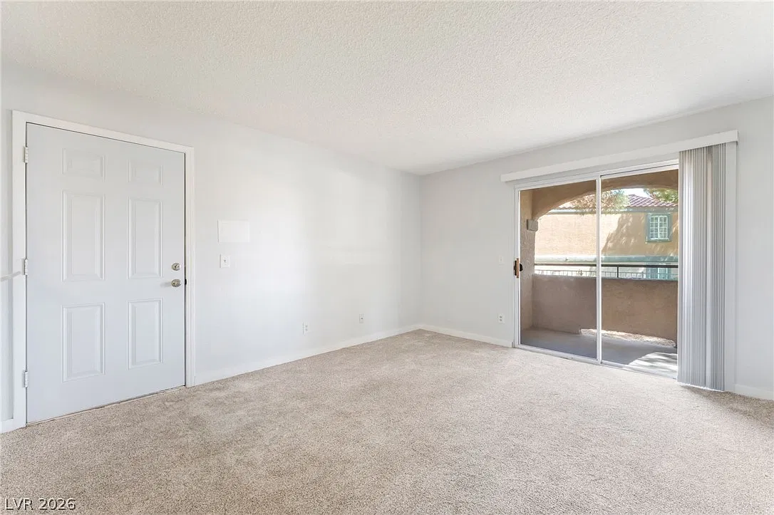 1 bed, 1.0 bath, 660 sqft, $1,100 — Photo 3