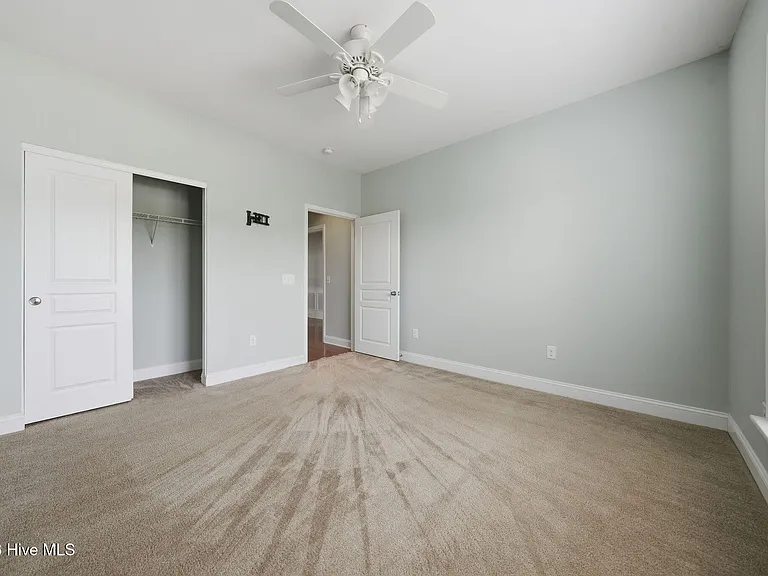 5028 Lagan Ct — Photo 5