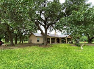 531 Beaver Ln, Uvalde, TX 78801