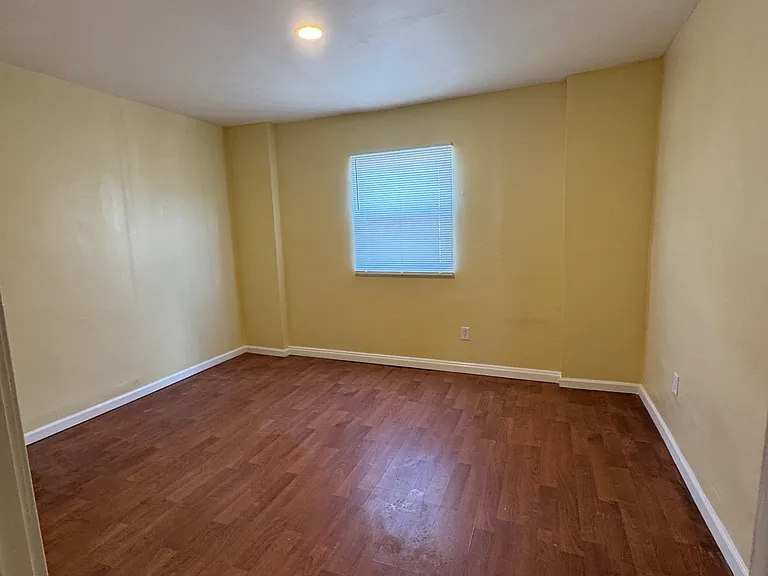 3626 Richmond St #2 — Photo 7