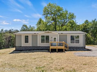 227 Bostie Maire Ln, Clinton, TN 37716