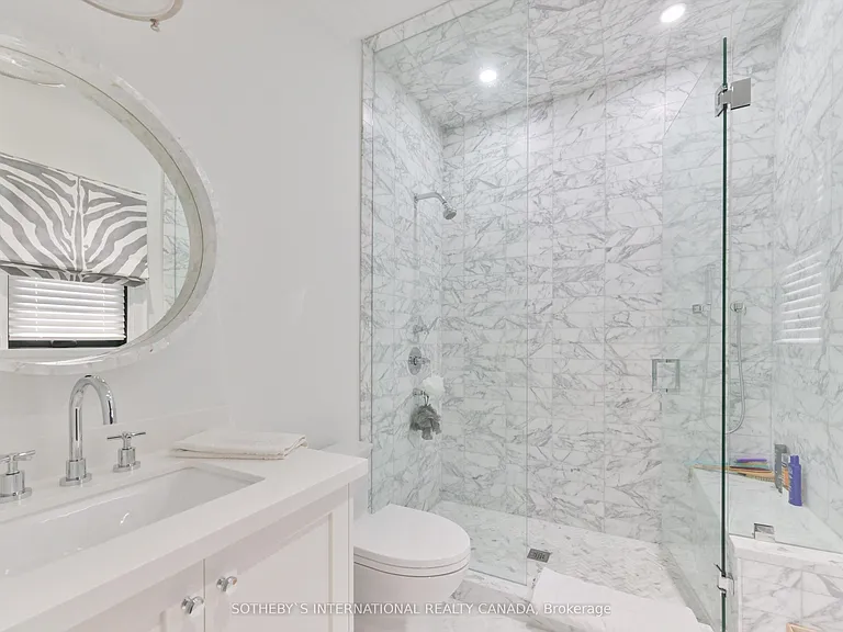 282 Upper Highland Cres — Photo 19