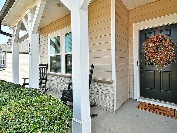 2nd image of 30 Winged Bourne Ct